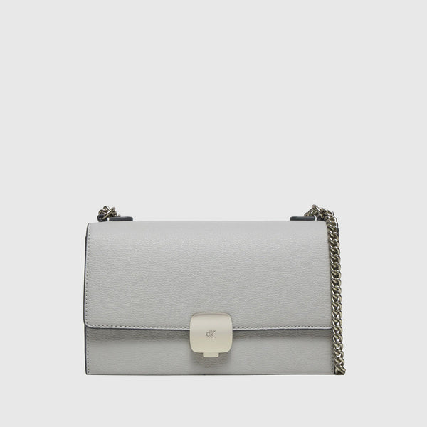 Forged Chain Flap Bag - Light Grey