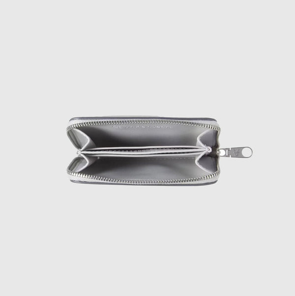 Sculpted Zip Purse - Light Grey