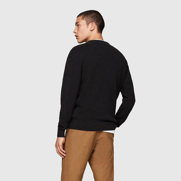Essential Regular Sweater - Black