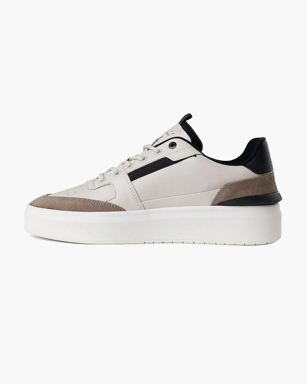 Endorsed Tennis Sneaker