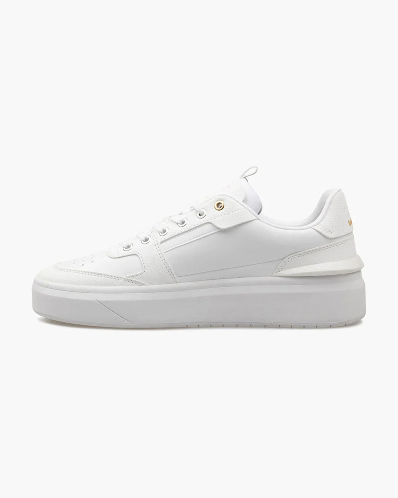 Endorsed Tennis Sneaker