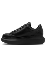 Baston Triple Black Sneaker